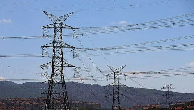 Elektrik fiyatlarına yüzde 15 zam yapıldı